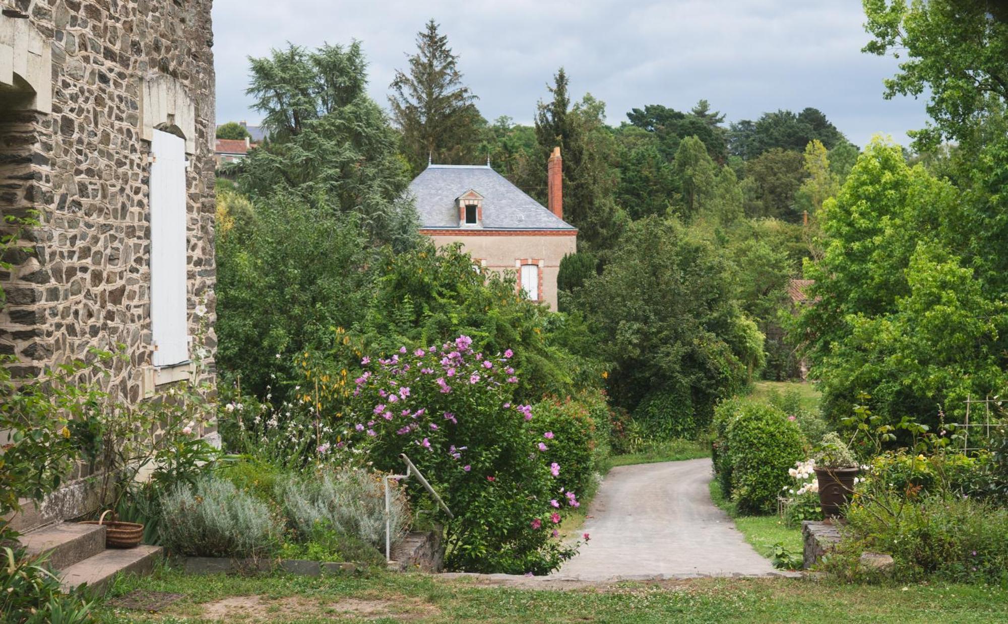 Maison D'Hotes La Bien-Aimee Montrevault Exteriér fotografie