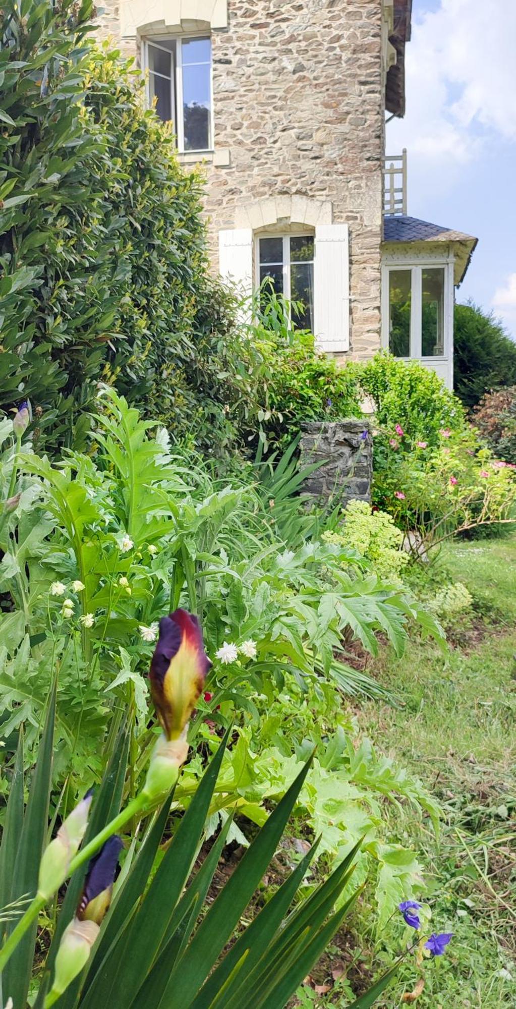 Maison D'Hotes La Bien-Aimee Montrevault Exteriér fotografie